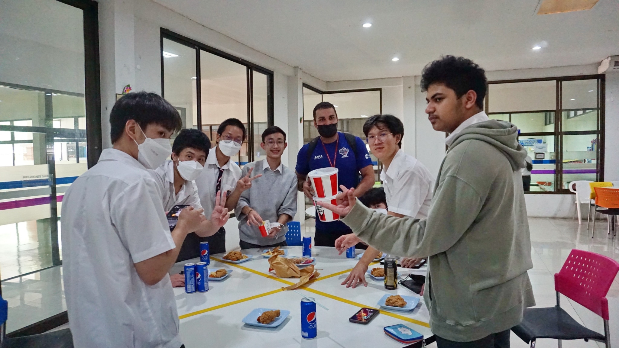 Free KFC meals at Secondary