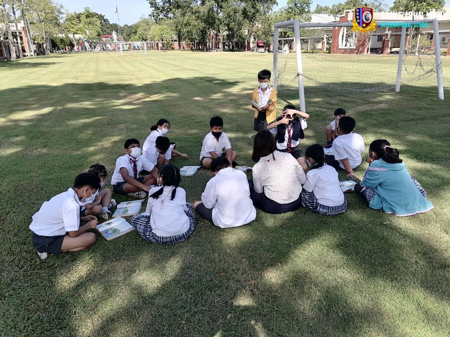 grade 3. Reading class